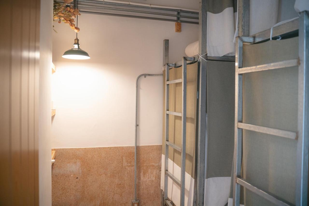 365.Hostel Tainan Eksteriør bilde